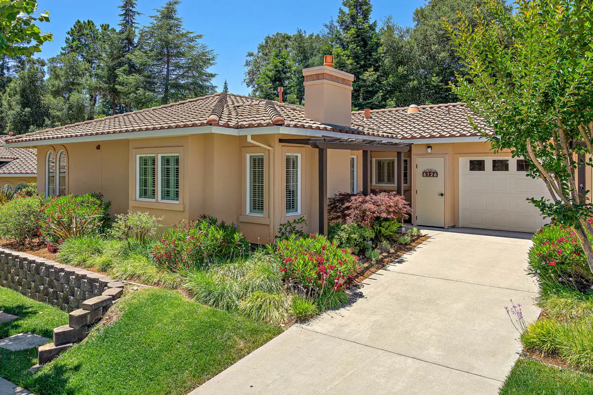 Saratoga Retirement Community residence outdoor view